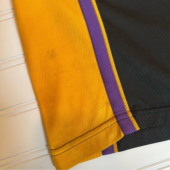 Los Angeles Lakers Kobe Bryant Black Mamba Jersey #8 Retired Size L - Picture 3 of 7